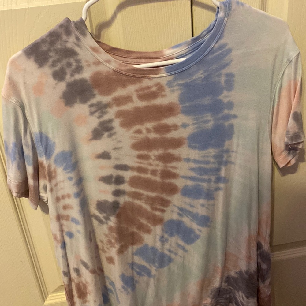 American Eagle Woman’s Tie Dye Blouse